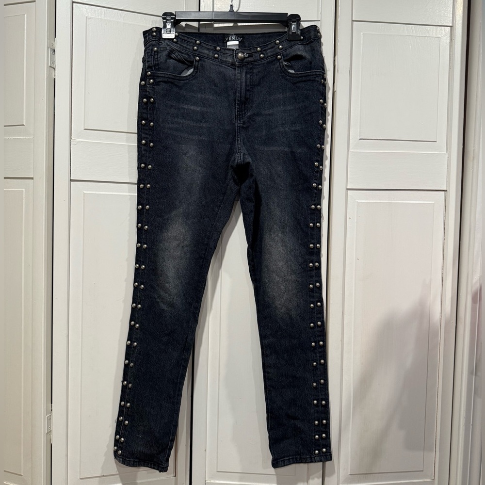 VENUS studded jeans size 10‎
